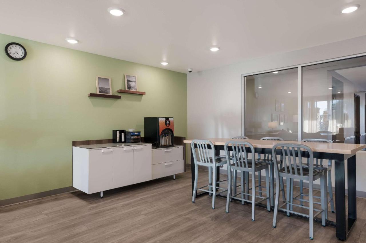 Woodspring Suites Phoenix-Deer Valley Exteriér fotografie
