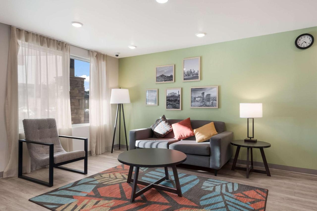 Woodspring Suites Phoenix-Deer Valley Exteriér fotografie